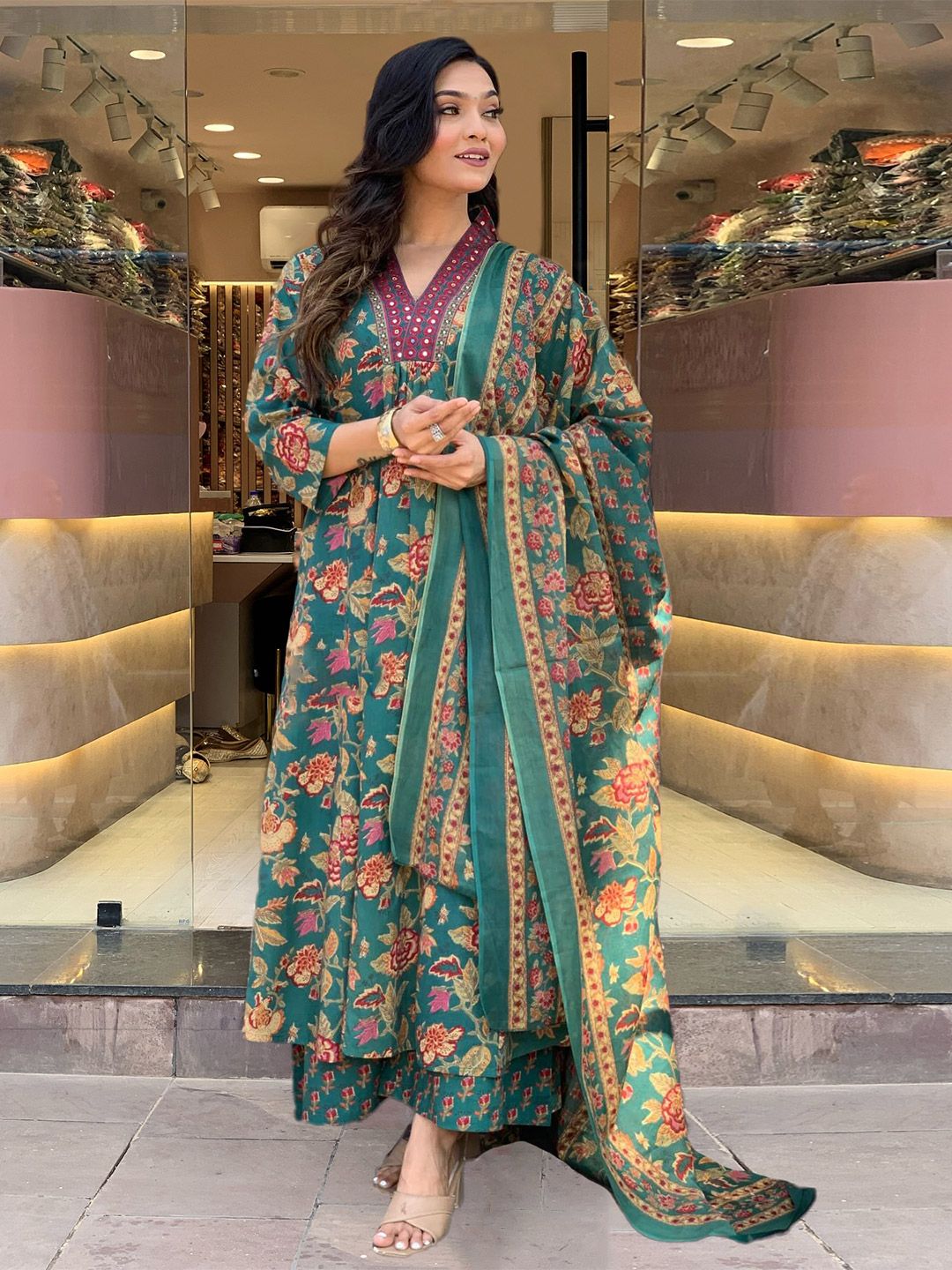 Women's Kurta Pant Dupatta Set Green