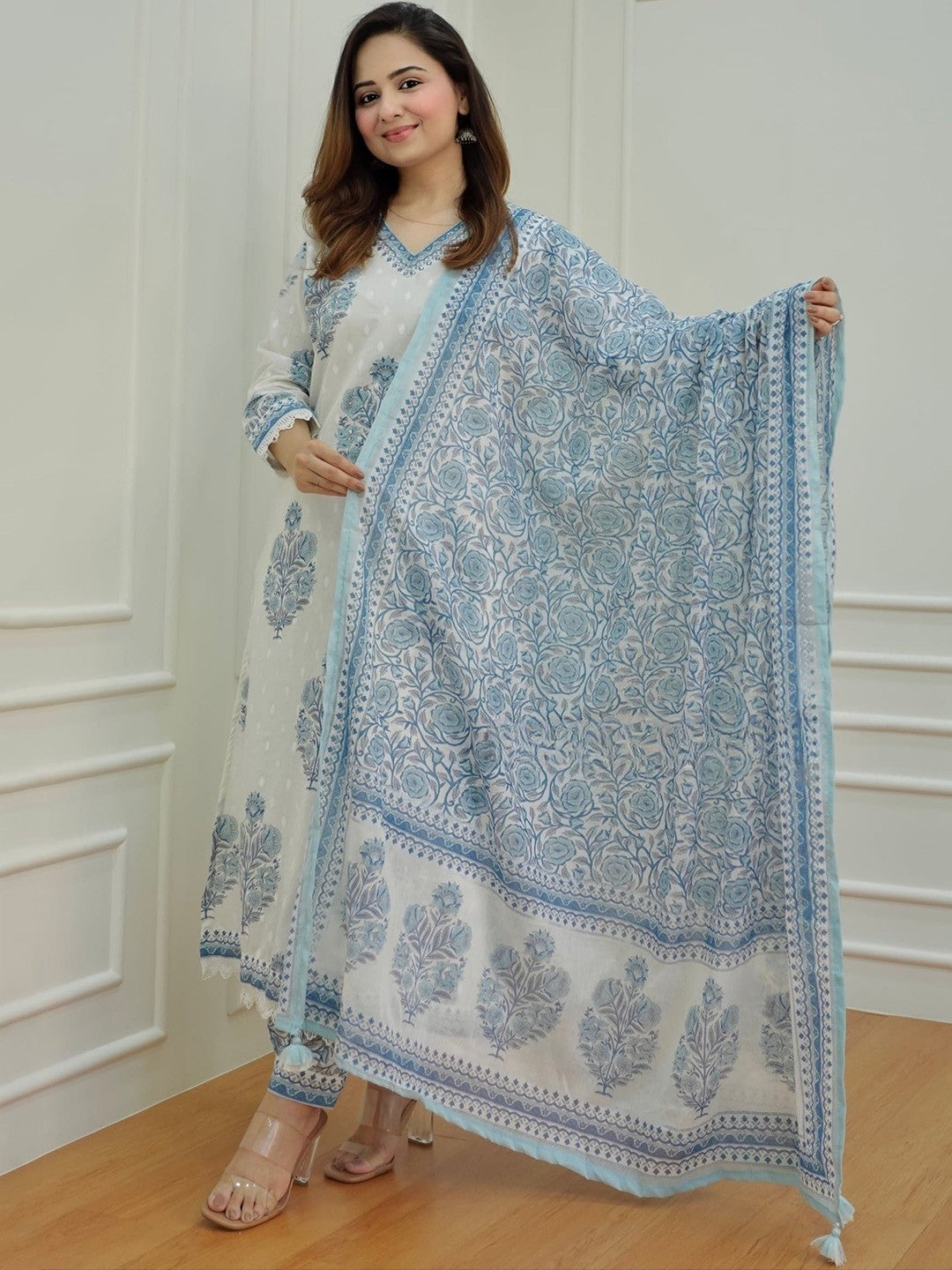 Women's Kurta Pant Dupatta Set Multicolor