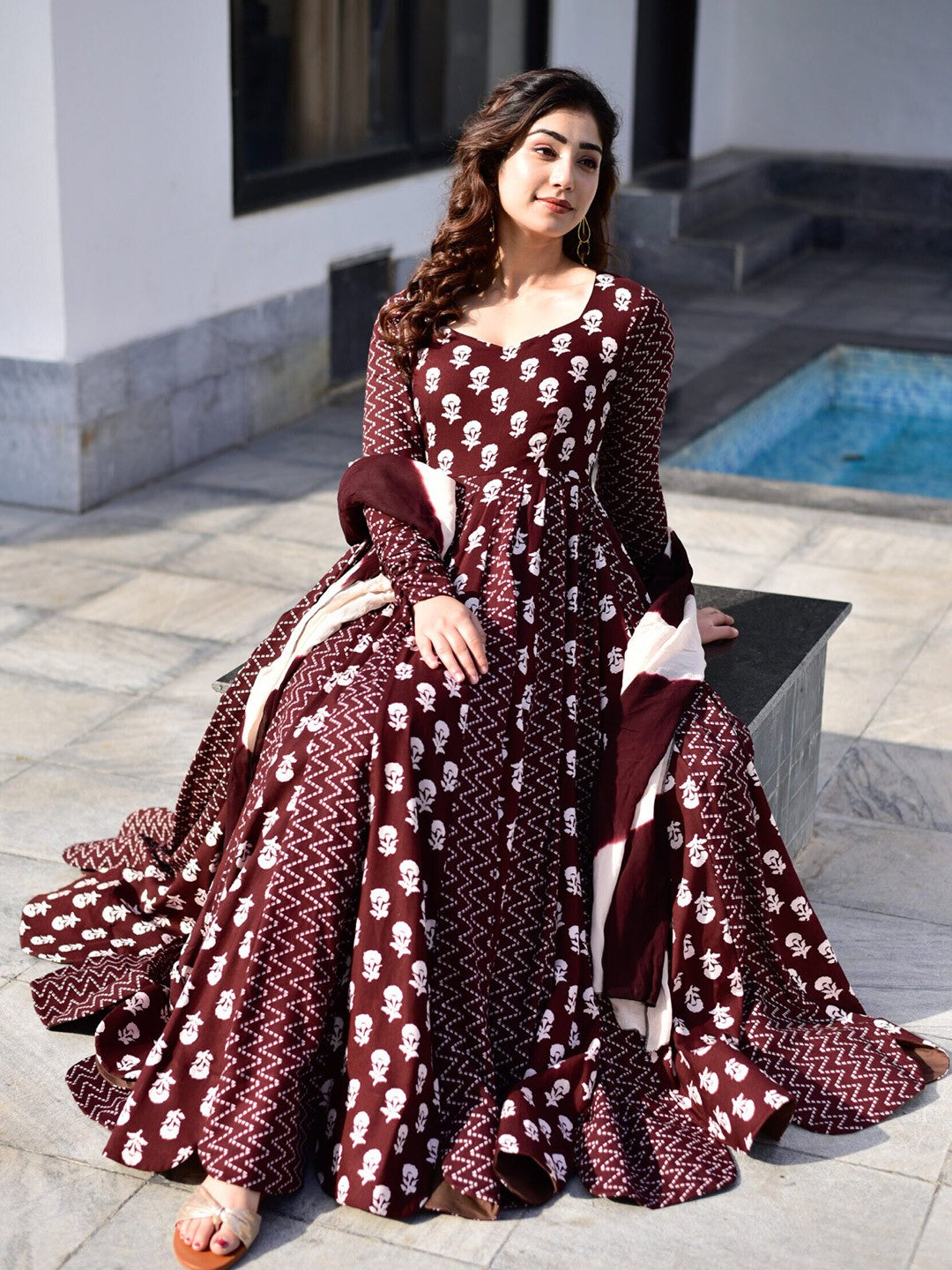 Women's Kurta Pant Dupatta Set Brown