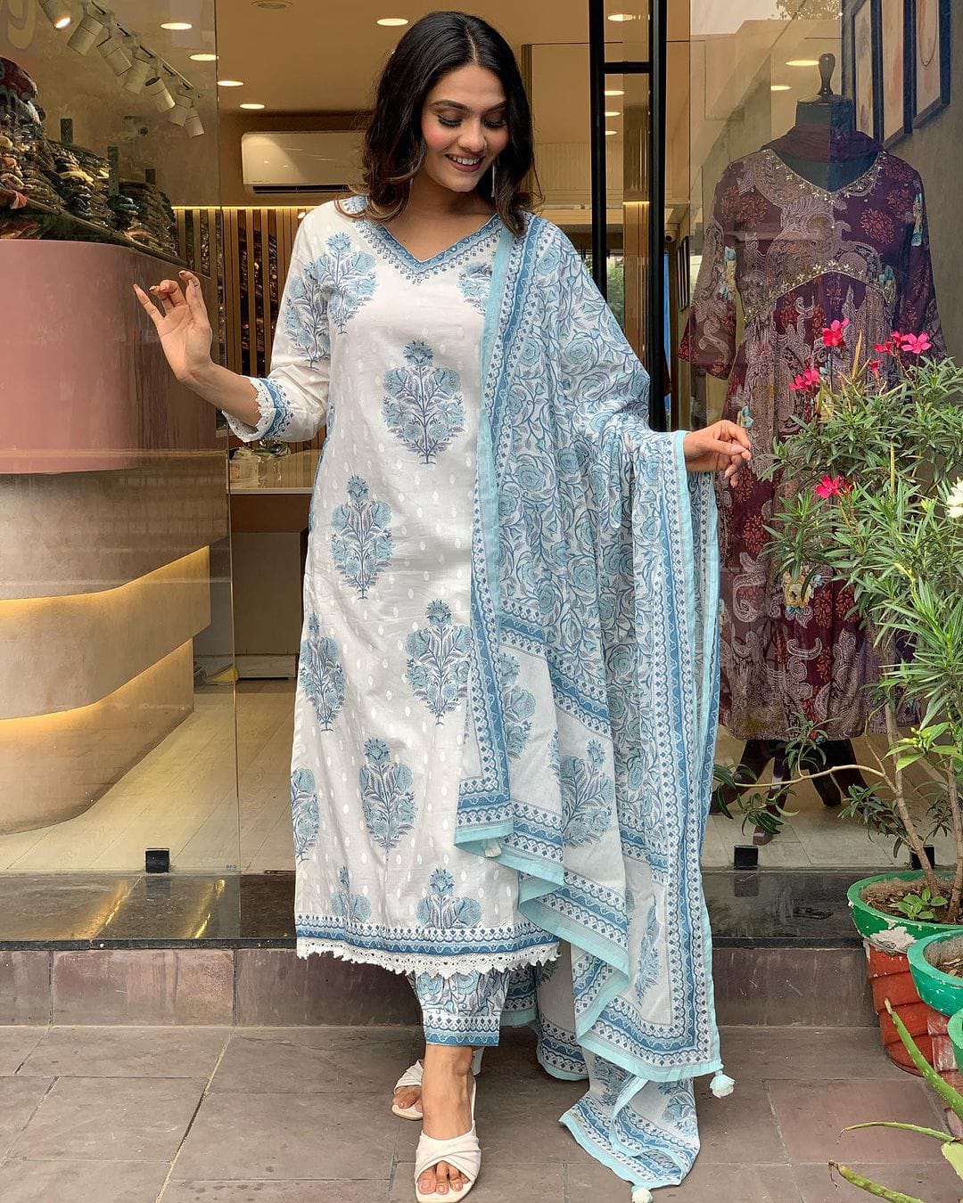 Women's Kurta Pant Dupatta Set White