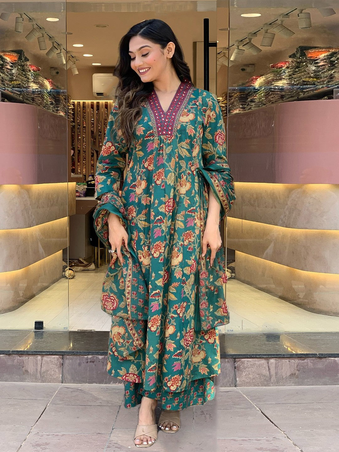 Women's Kurta Pant Dupatta Set Green